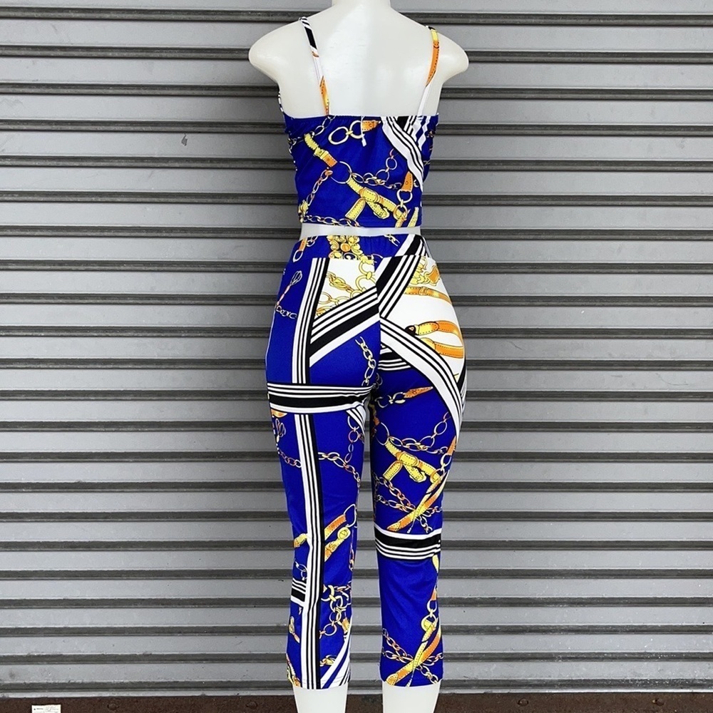 Two Piece Set Size S/M - Picture 6 of 10